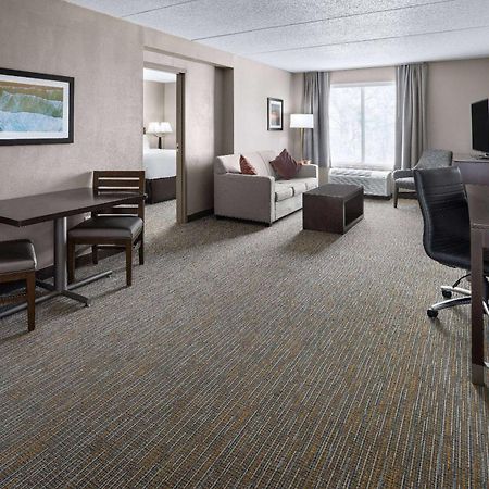 La Quinta Inn & Suites By Wyndham Mooresville Exterior foto